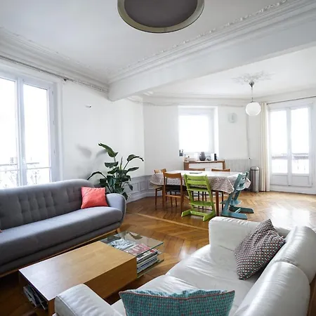 Beautiful Haussmanian In Apartment