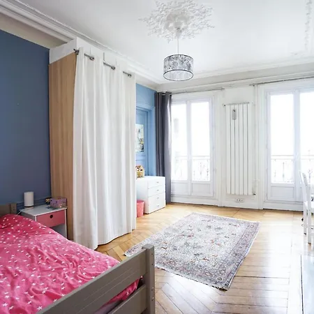 Apartment Beautiful Haussmanian In